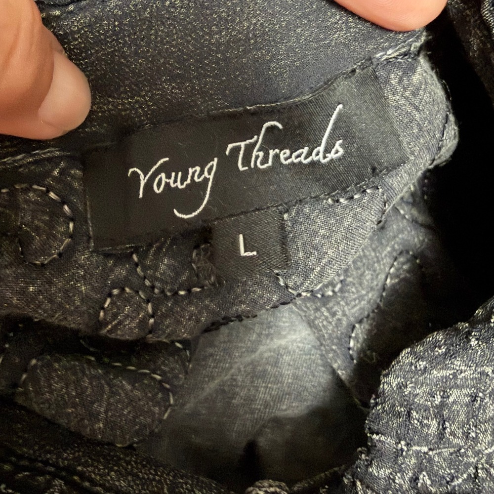 Young Threads Tunic Top Large Charcoal Grey Embroidered Patchwork Boho Ruffle L - Picture 6 of 8
